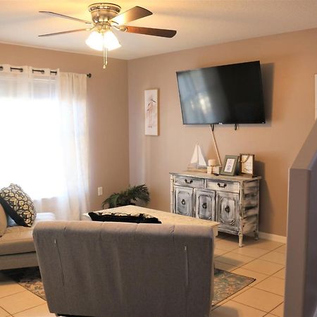 Beachside Serenity Escape - Private 3Br And 2Ba, Dog Friendly Duplex Oasis, Steps To Shore! メルボルン エクステリア 写真
