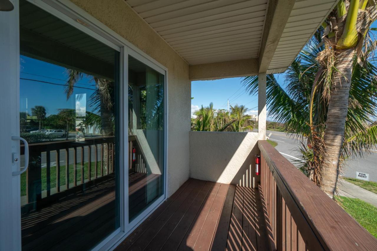 Beachside Serenity Escape - Private 3Br And 2Ba, Dog Friendly Duplex Oasis, Steps To Shore! メルボルン エクステリア 写真