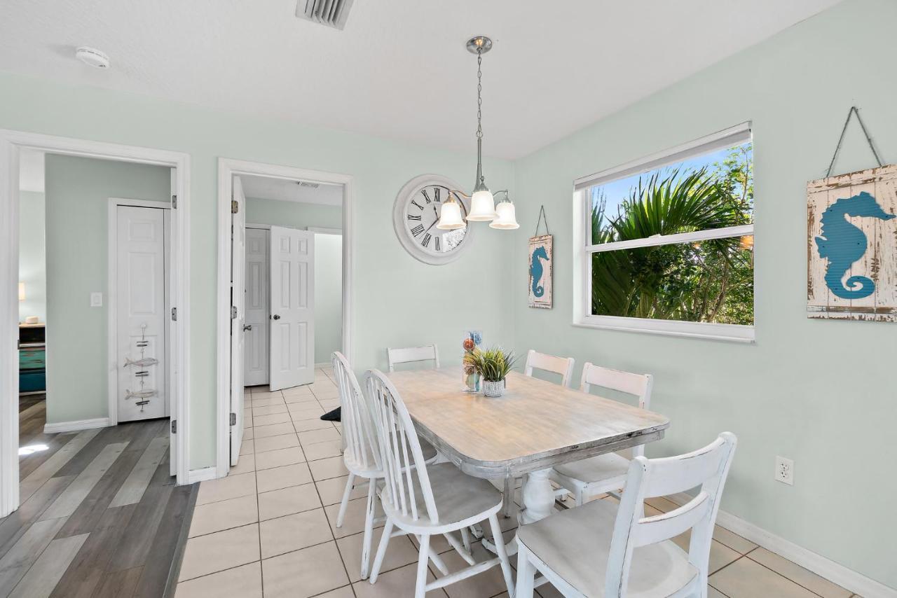 Beachside Serenity Escape - Private 3Br And 2Ba, Dog Friendly Duplex Oasis, Steps To Shore! メルボルン エクステリア 写真